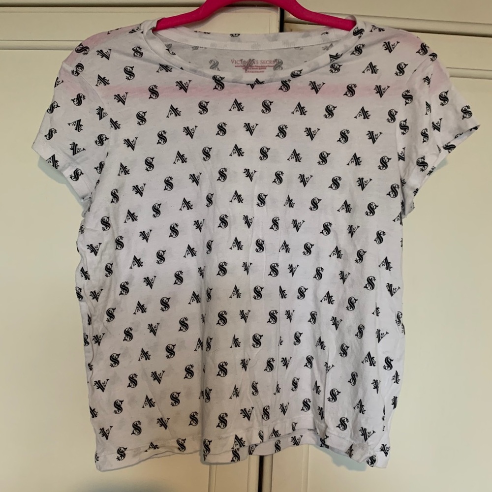 Victoria’s Secret black and white logo crop top
